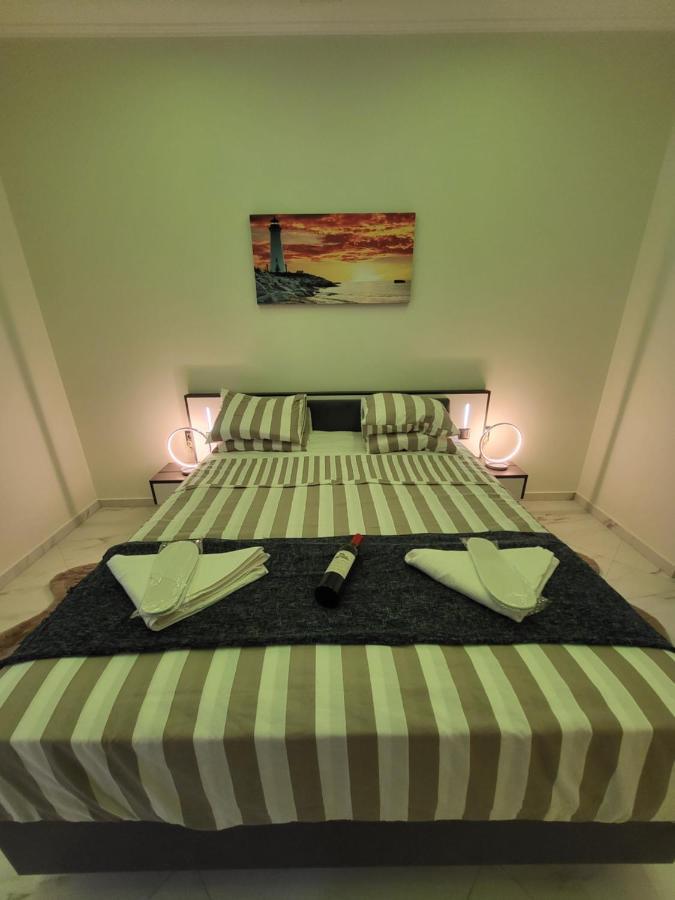 Romantic Deluxe Svite Wise Jacuzzi And Sauna Ateny Zewnętrze zdjęcie